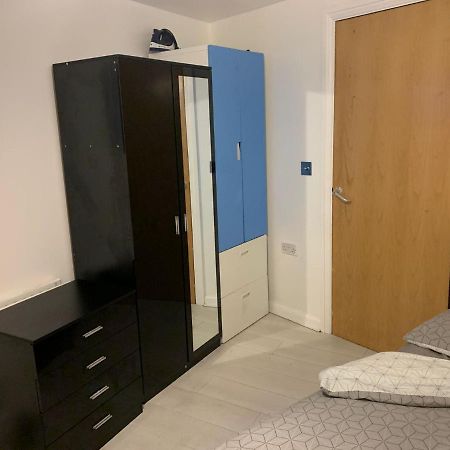 Room Near City 런던 외부 사진