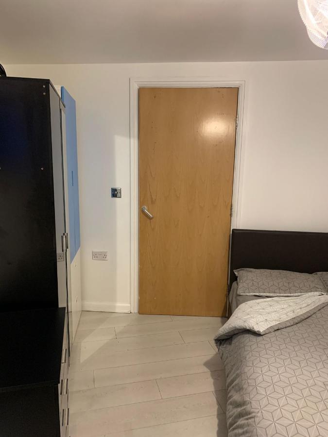 Room Near City 런던 외부 사진