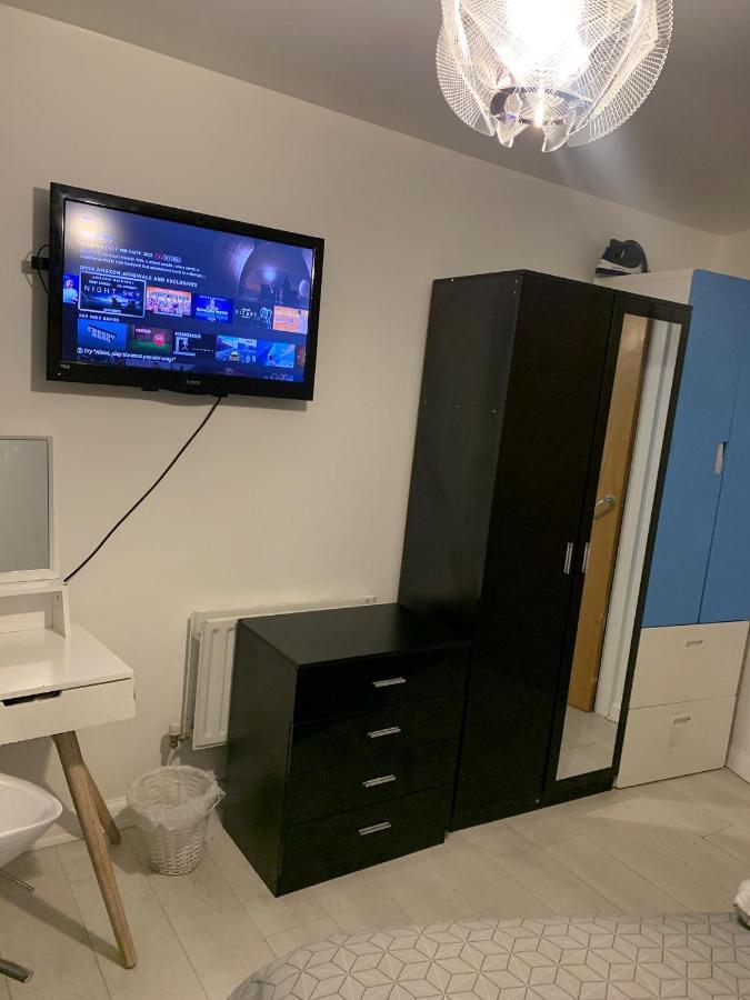 Room Near City 런던 외부 사진
